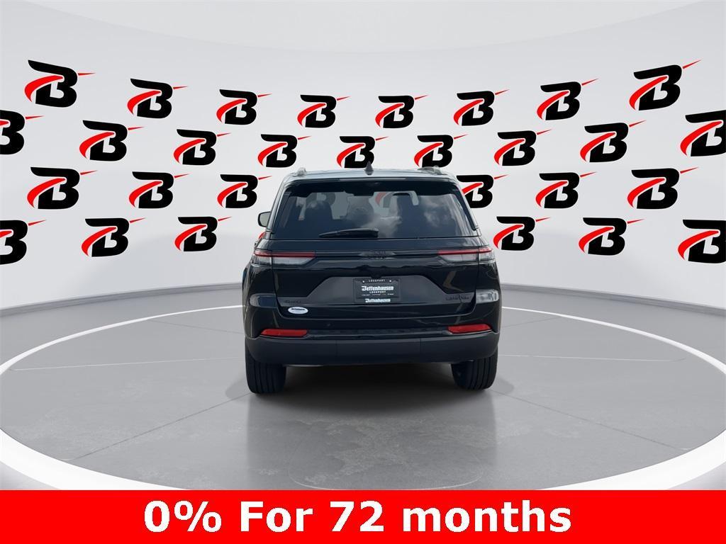new 2025 Jeep Grand Cherokee car, priced at $49,044