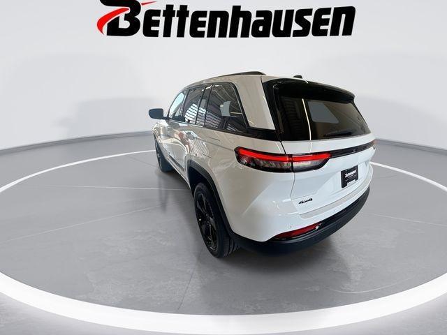 new 2025 Jeep Grand Cherokee car, priced at $41,580