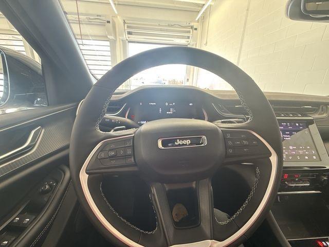 new 2025 Jeep Grand Cherokee car, priced at $41,580