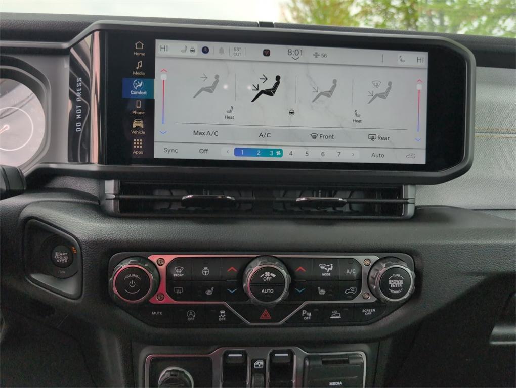new 2025 Jeep Wrangler car, priced at $45,980