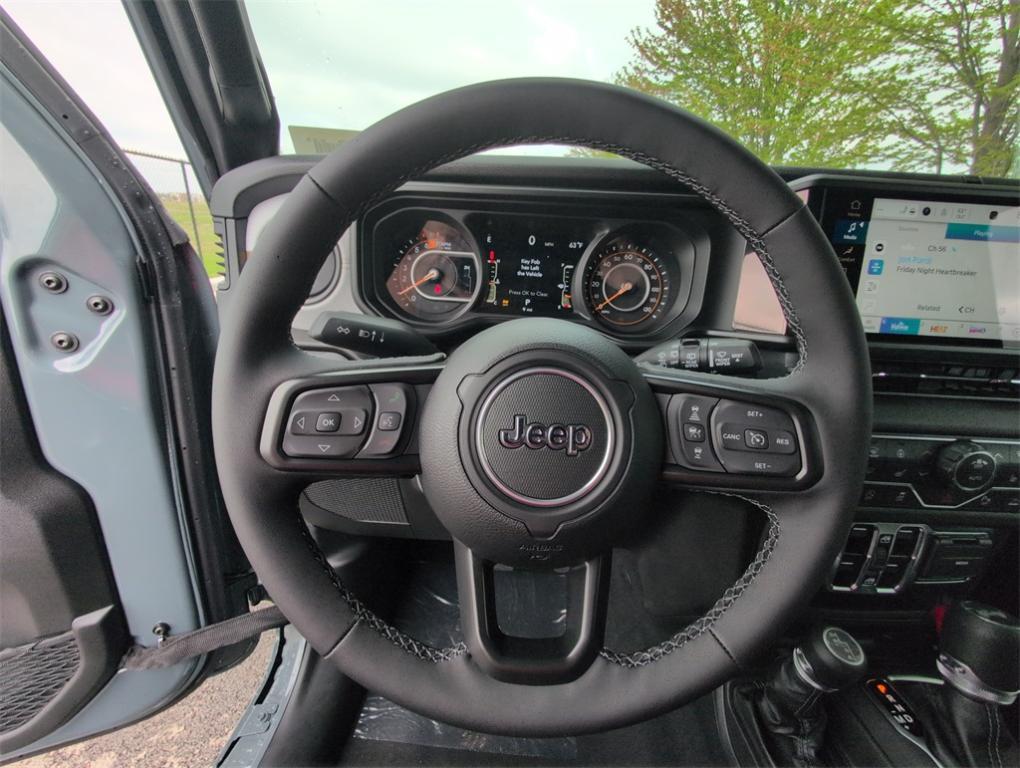 new 2025 Jeep Wrangler car, priced at $45,980