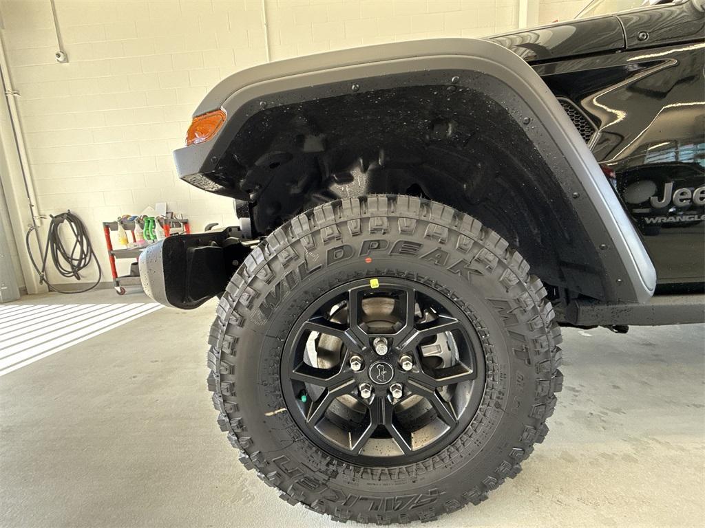 new 2025 Jeep Wrangler car, priced at $50,770