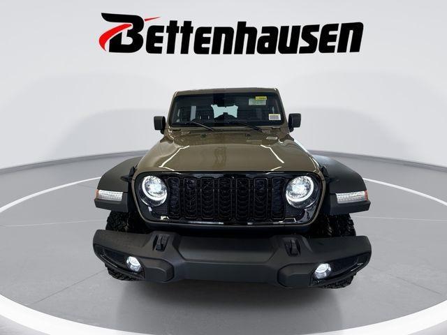 new 2025 Jeep Wrangler car, priced at $49,927