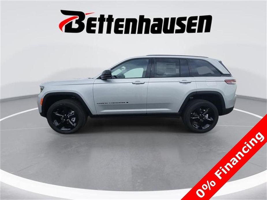 new 2024 Jeep Grand Cherokee car, priced at $39,950