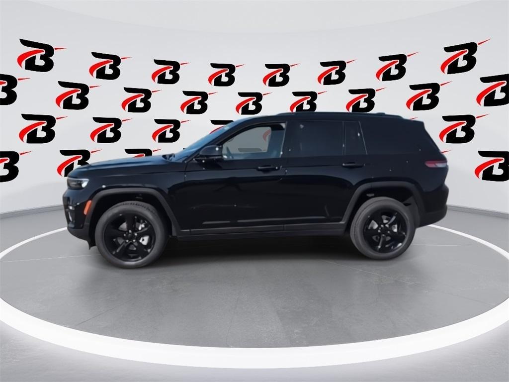 new 2025 Jeep Grand Cherokee car, priced at $49,149