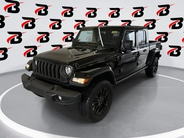new 2025 Jeep Gladiator car, priced at $41,900