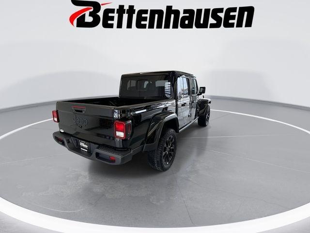 new 2025 Jeep Gladiator car, priced at $42,852