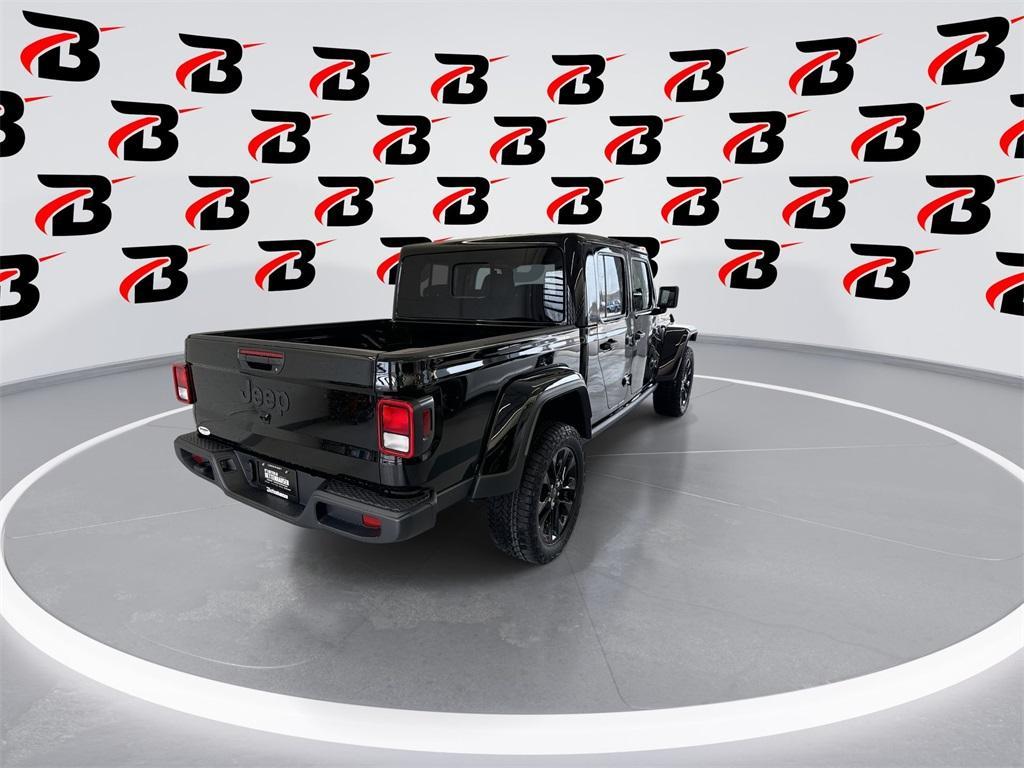 new 2025 Jeep Gladiator car, priced at $41,900