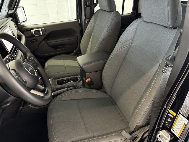 new 2025 Jeep Gladiator car, priced at $42,852