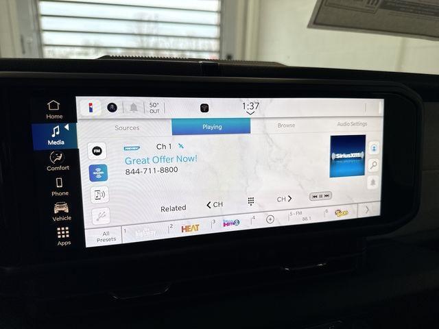 new 2025 Jeep Gladiator car, priced at $42,852