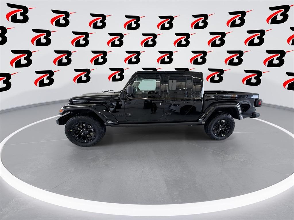 new 2025 Jeep Gladiator car, priced at $41,900