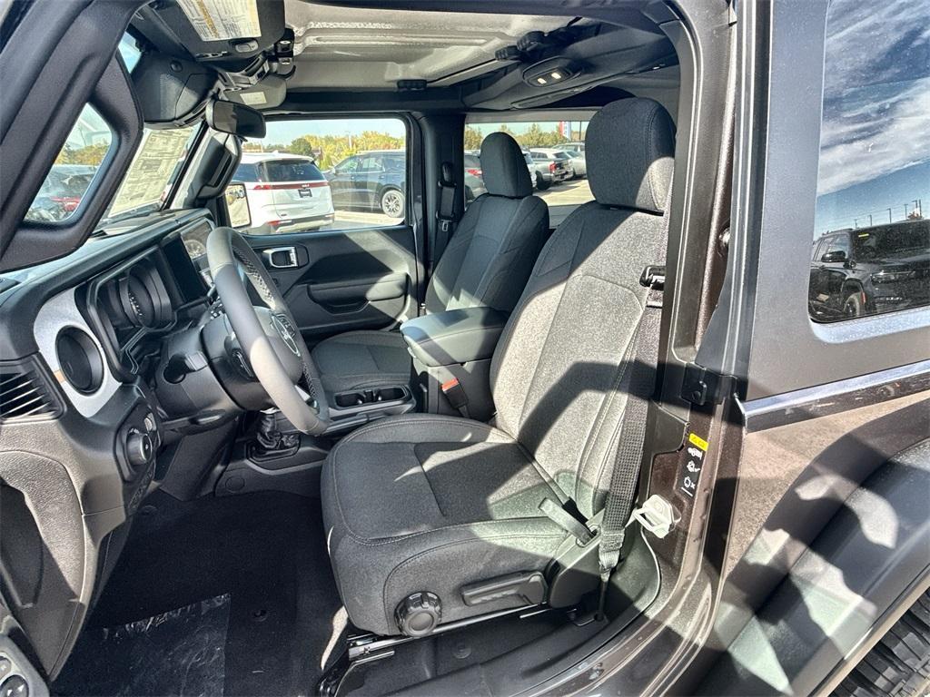 new 2026 Jeep Wrangler car, priced at $47,038