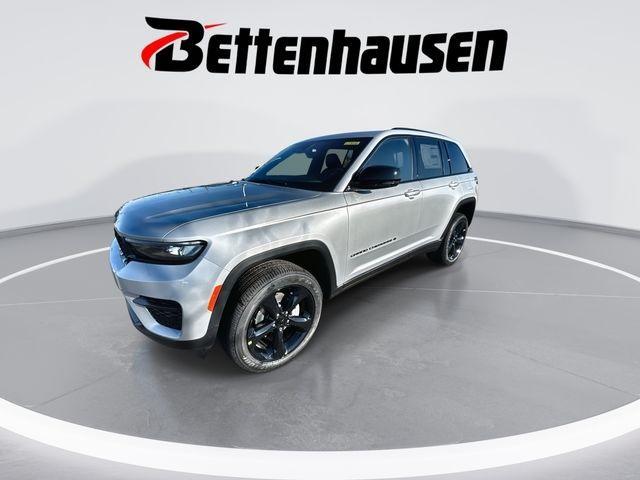 new 2025 Jeep Grand Cherokee car, priced at $45,193