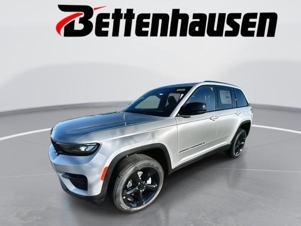 new 2025 Jeep Grand Cherokee car, priced at $45,193