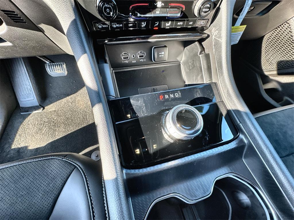 new 2025 Jeep Grand Cherokee car, priced at $41,675