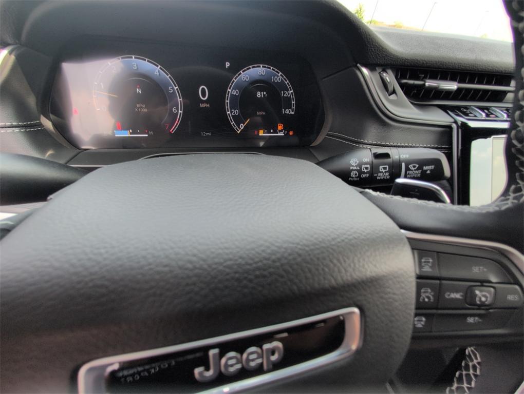 new 2025 Jeep Grand Cherokee car, priced at $34,996