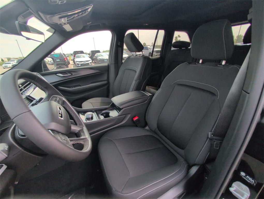 new 2025 Jeep Grand Cherokee car, priced at $34,996