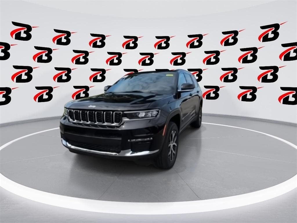 new 2025 Jeep Grand Cherokee L car, priced at $40,340