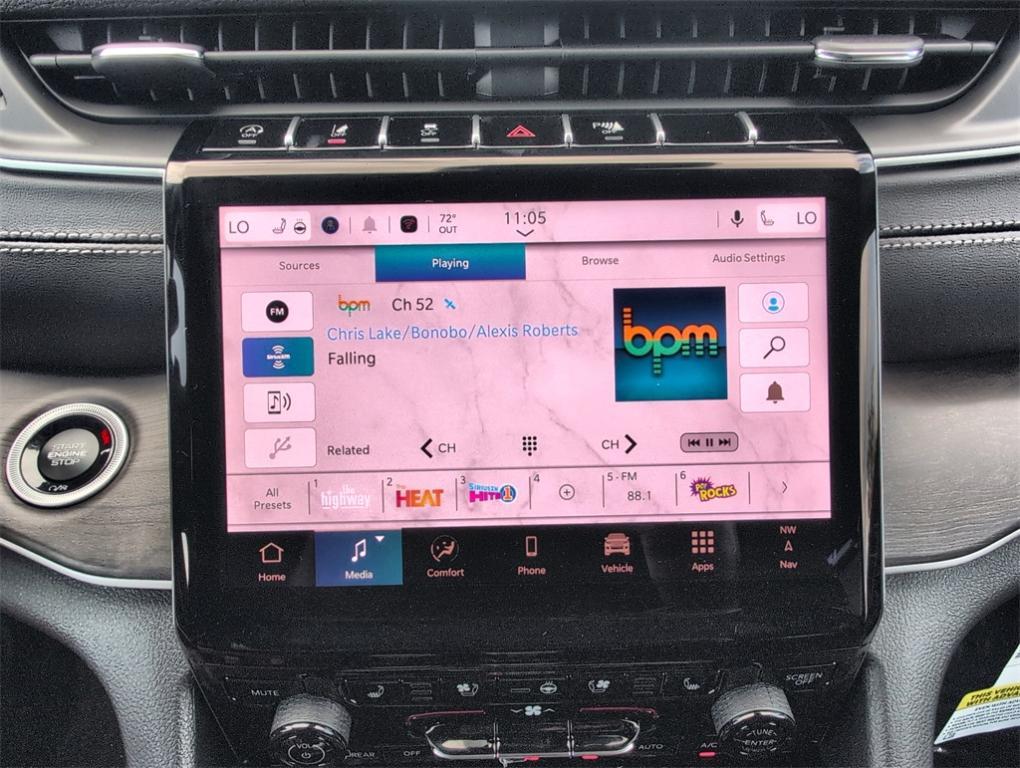 new 2025 Jeep Grand Cherokee car, priced at $43,733