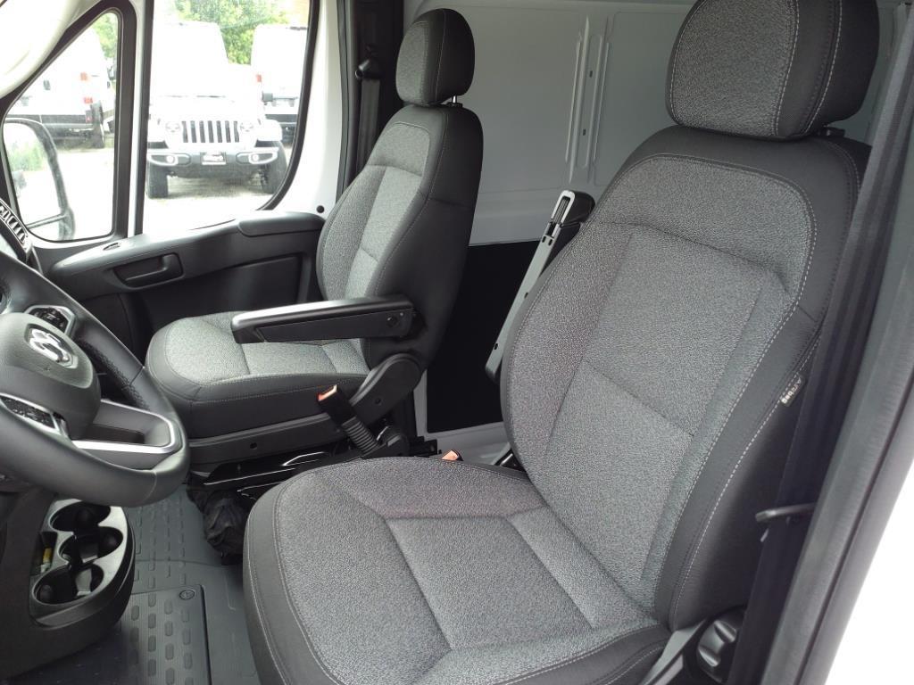 new 2024 Ram ProMaster 2500 car, priced at $47,965