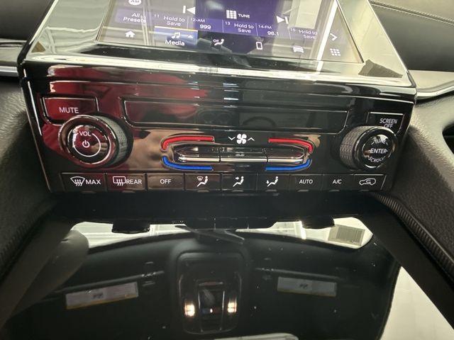 new 2025 Jeep Grand Cherokee L car, priced at $38,675