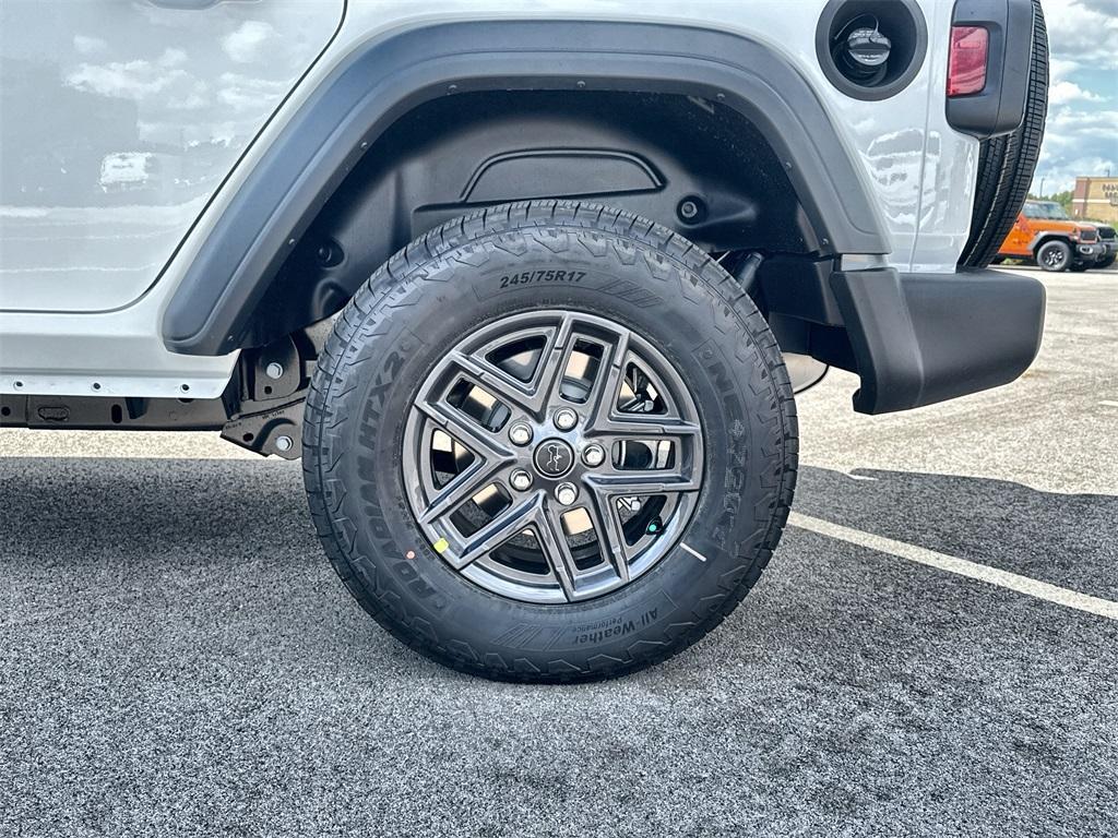 new 2025 Jeep Wrangler car, priced at $43,358