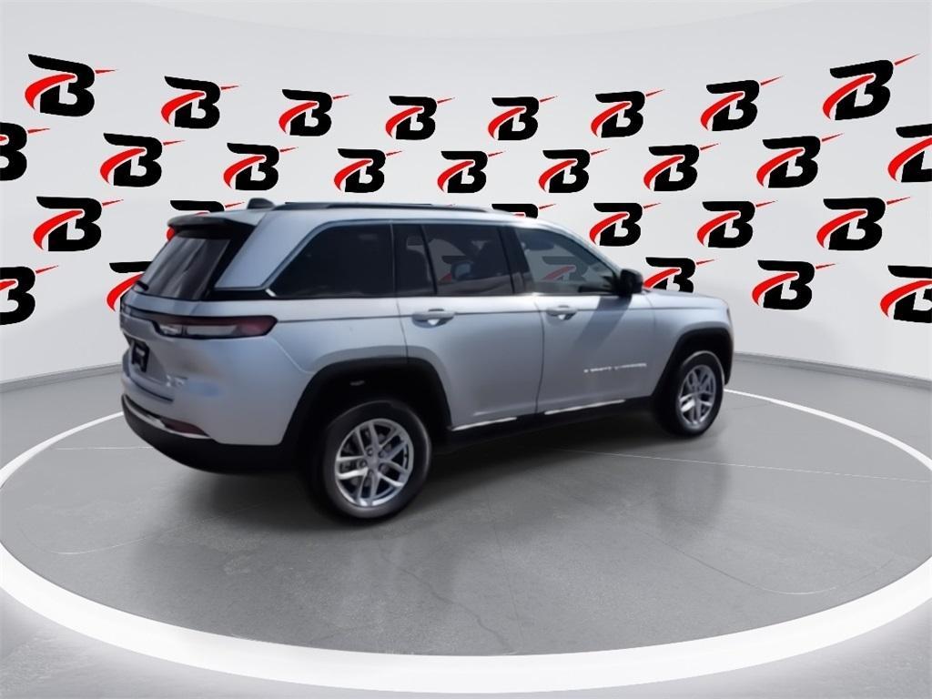 new 2025 Jeep Grand Cherokee car, priced at $36,496