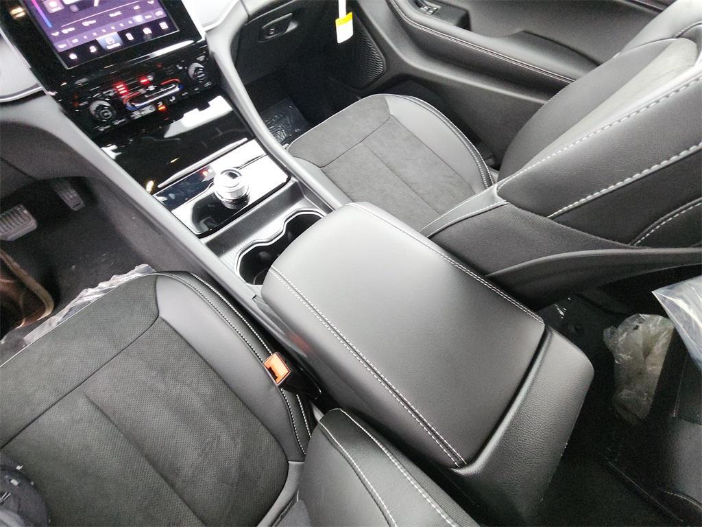 new 2025 Jeep Grand Cherokee L car, priced at $42,030