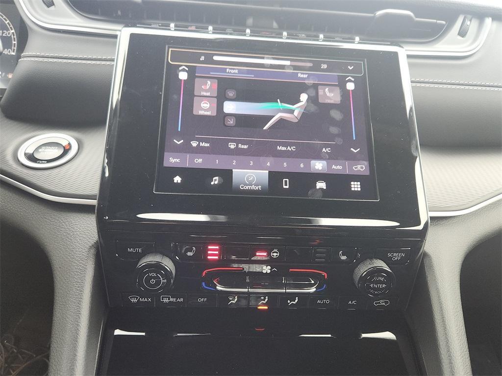 new 2025 Jeep Grand Cherokee L car, priced at $42,030