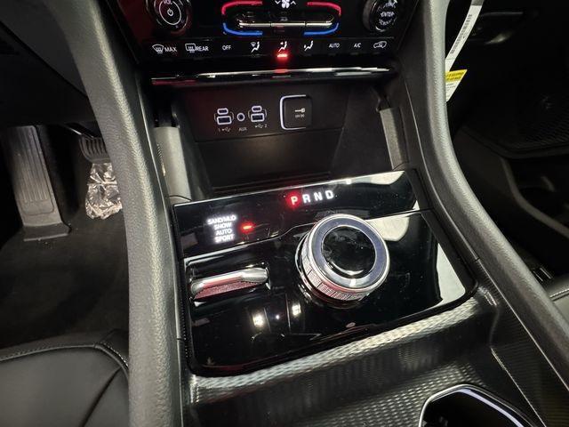 new 2025 Jeep Grand Cherokee car, priced at $45,535