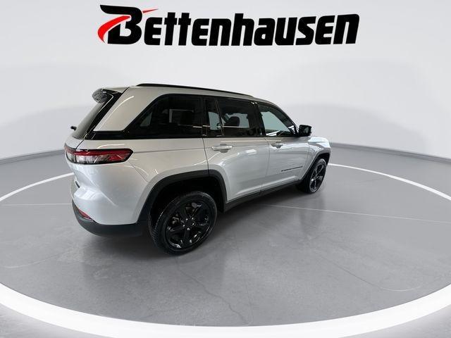 new 2025 Jeep Grand Cherokee car, priced at $45,535