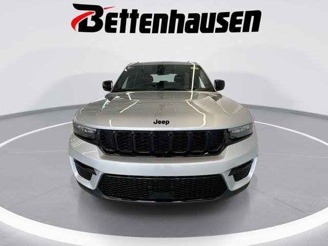 new 2025 Jeep Grand Cherokee car, priced at $45,535