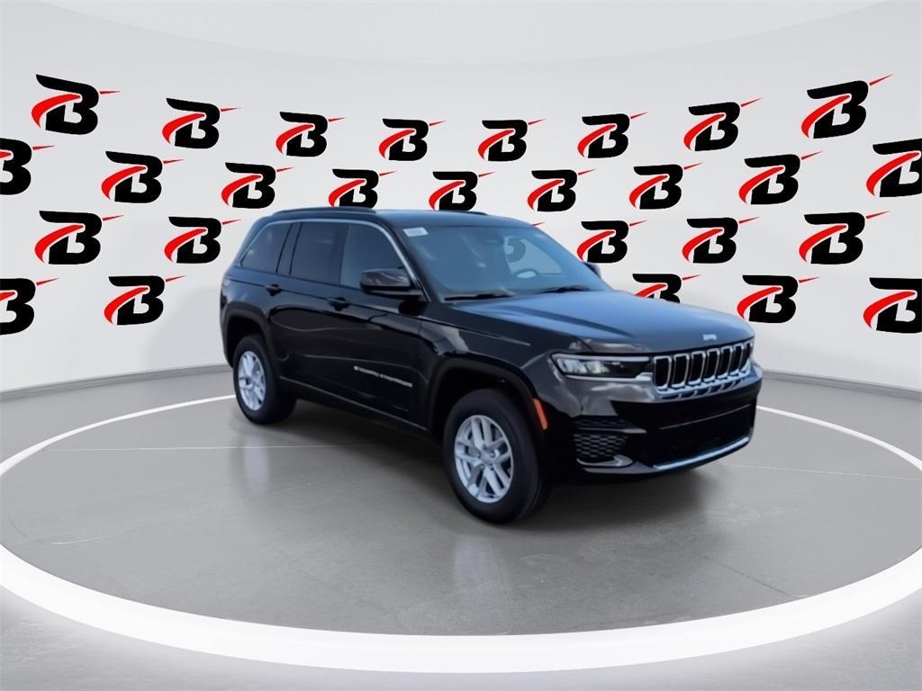 new 2025 Jeep Grand Cherokee car, priced at $36,496