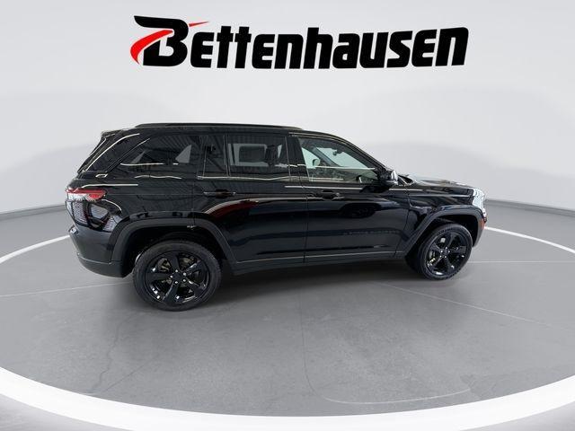 new 2025 Jeep Grand Cherokee car, priced at $41,175