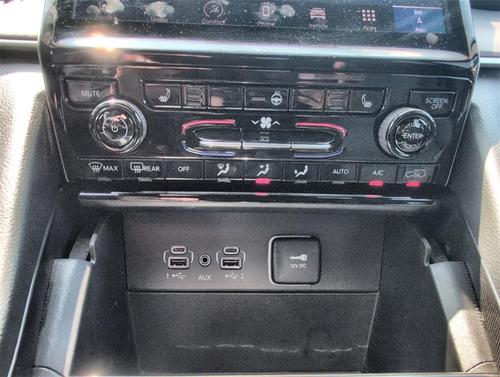 new 2025 Jeep Grand Cherokee car, priced at $43,246