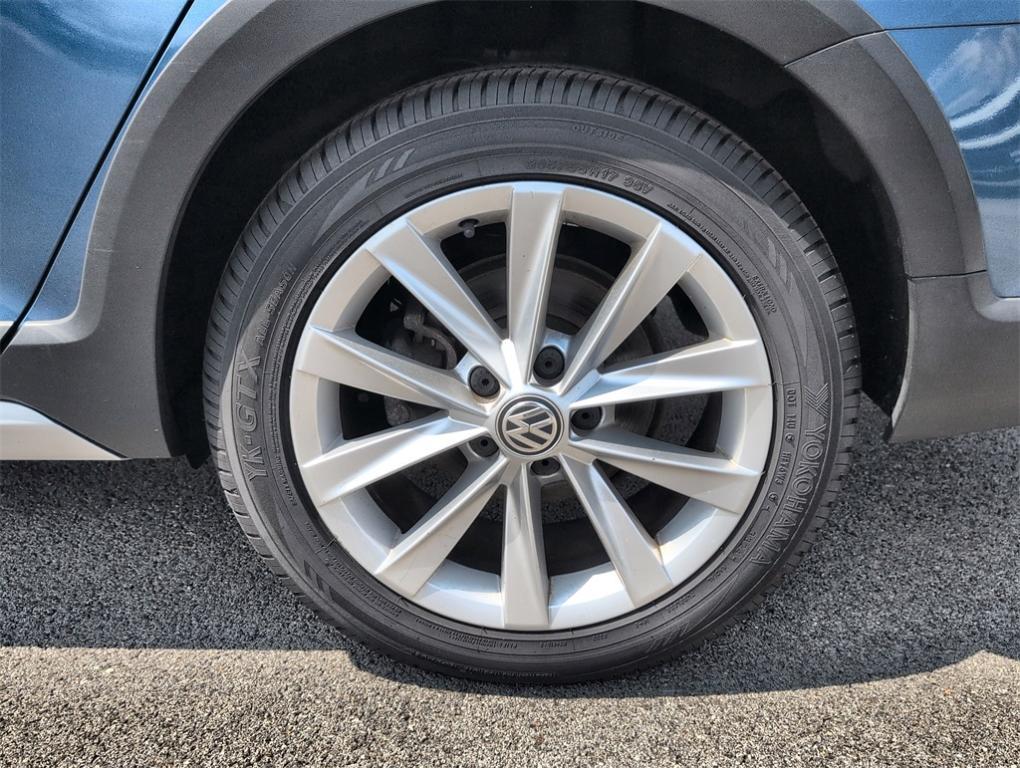 used 2018 Volkswagen Golf Alltrack car, priced at $14,750