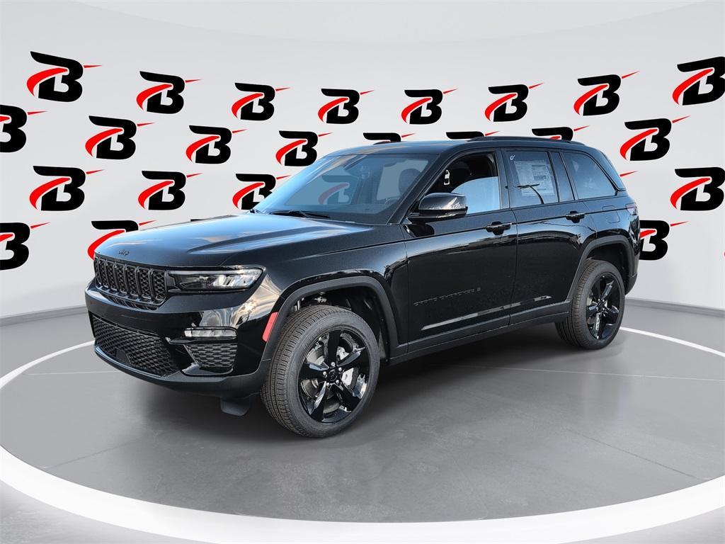 new 2025 Jeep Grand Cherokee car, priced at $46,604