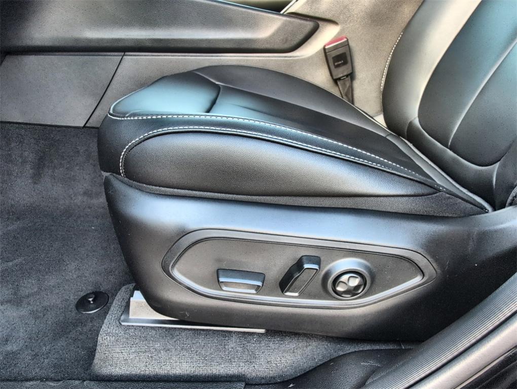 new 2025 Jeep Grand Cherokee car, priced at $46,604