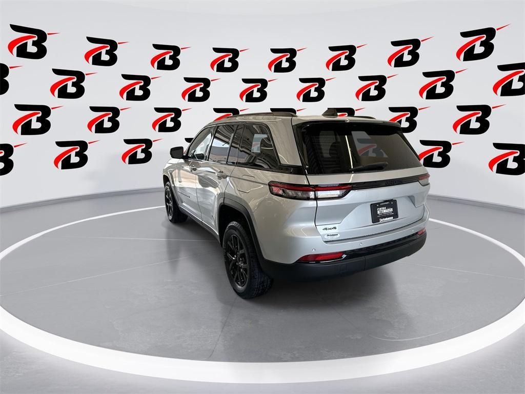 new 2025 Jeep Grand Cherokee car, priced at $41,751