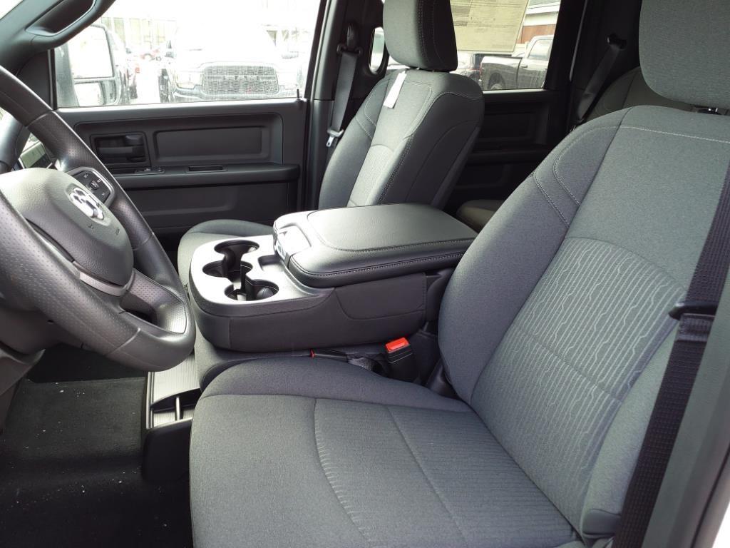 new 2024 Ram 3500 car, priced at $68,972