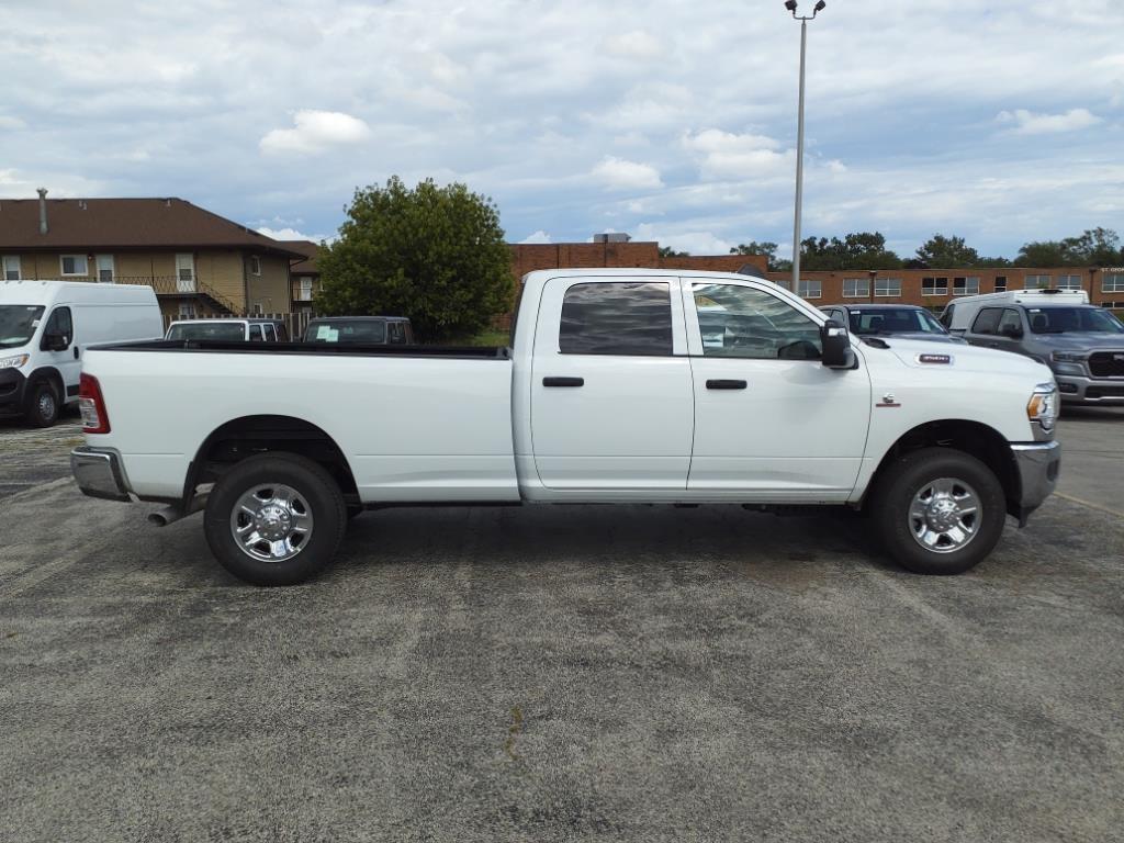 new 2024 Ram 3500 car, priced at $68,972