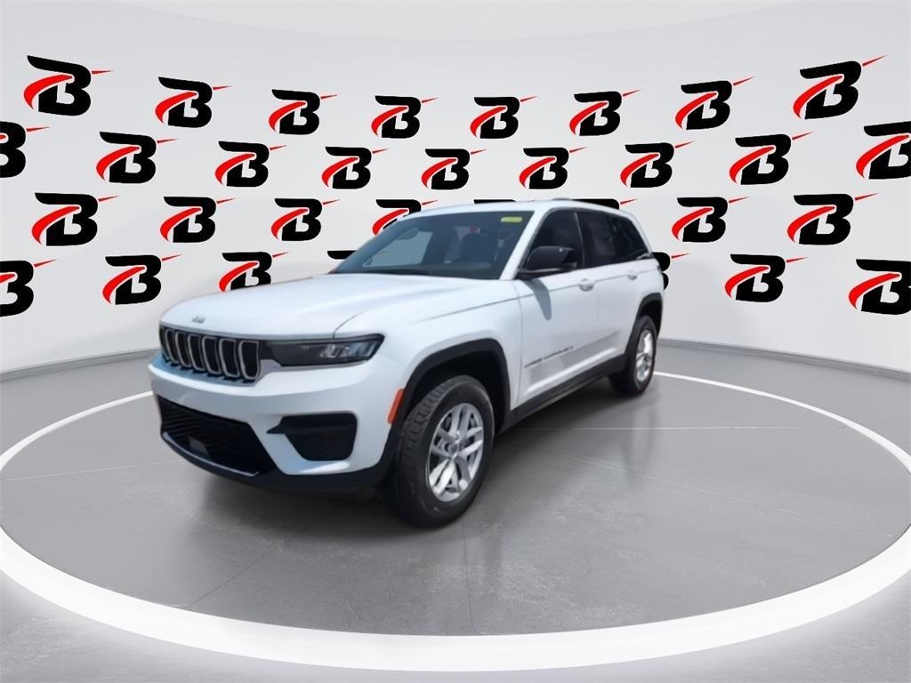 new 2025 Jeep Grand Cherokee car, priced at $35,228