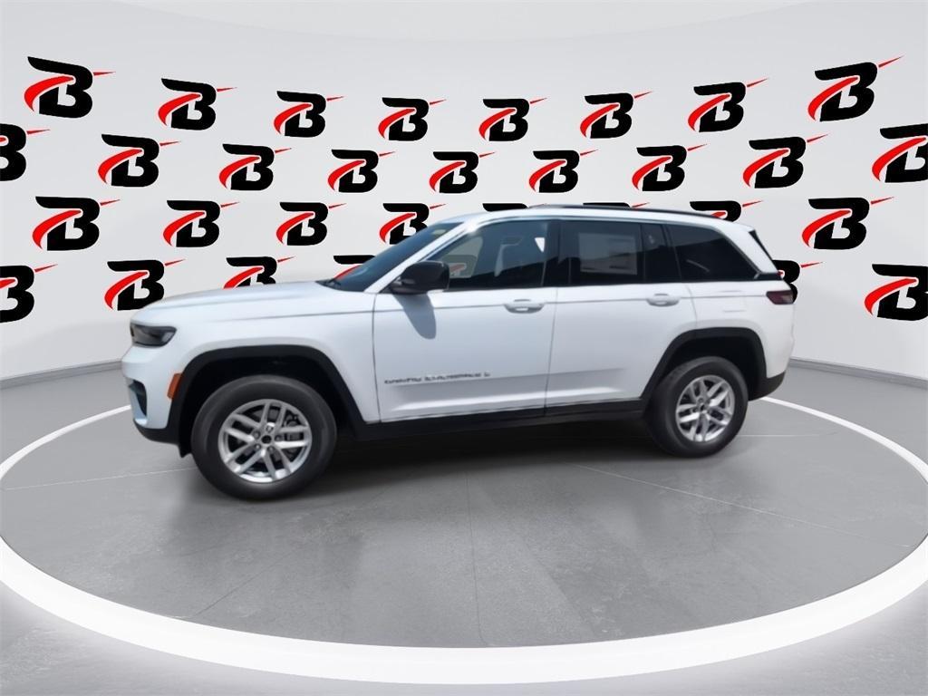 new 2025 Jeep Grand Cherokee car, priced at $35,228