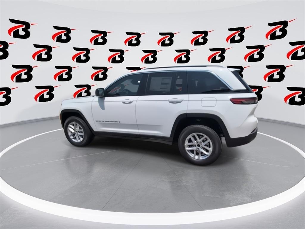 new 2025 Jeep Grand Cherokee car, priced at $35,228
