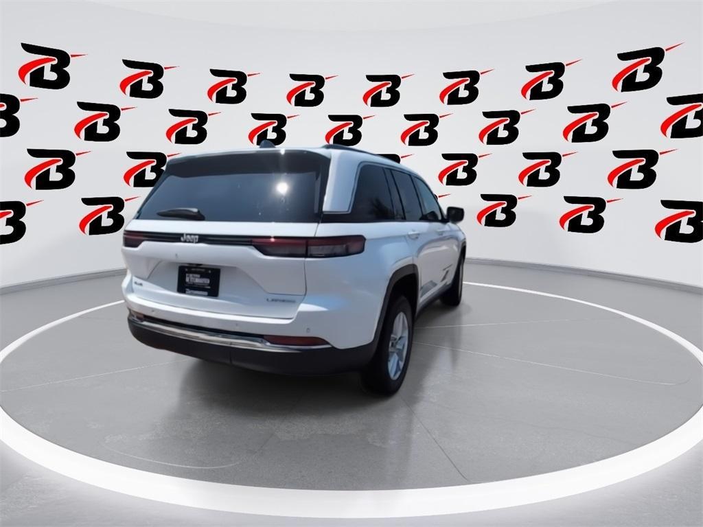 new 2025 Jeep Grand Cherokee car, priced at $35,228