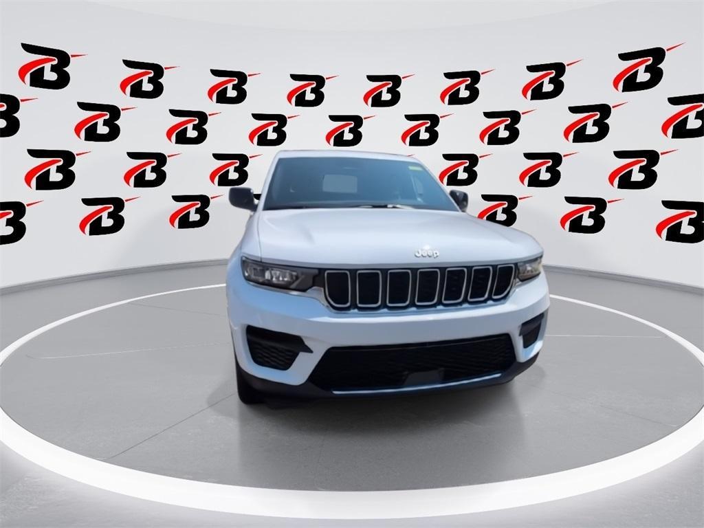 new 2025 Jeep Grand Cherokee car, priced at $35,228