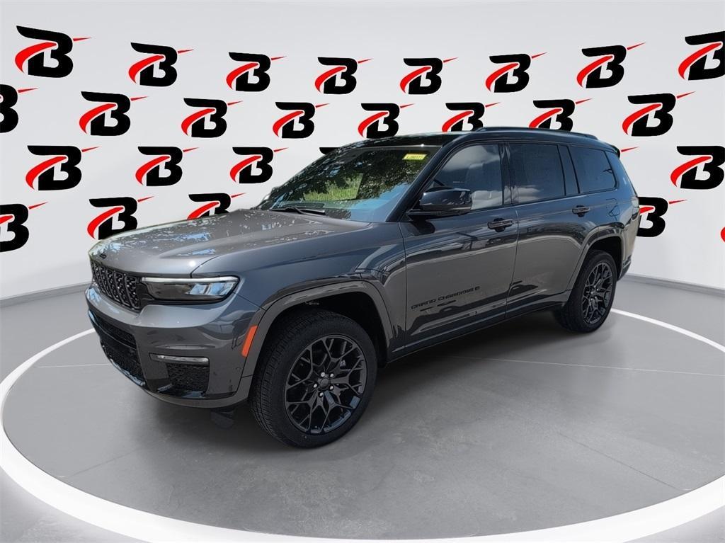 new 2025 Jeep Grand Cherokee L car, priced at $61,911