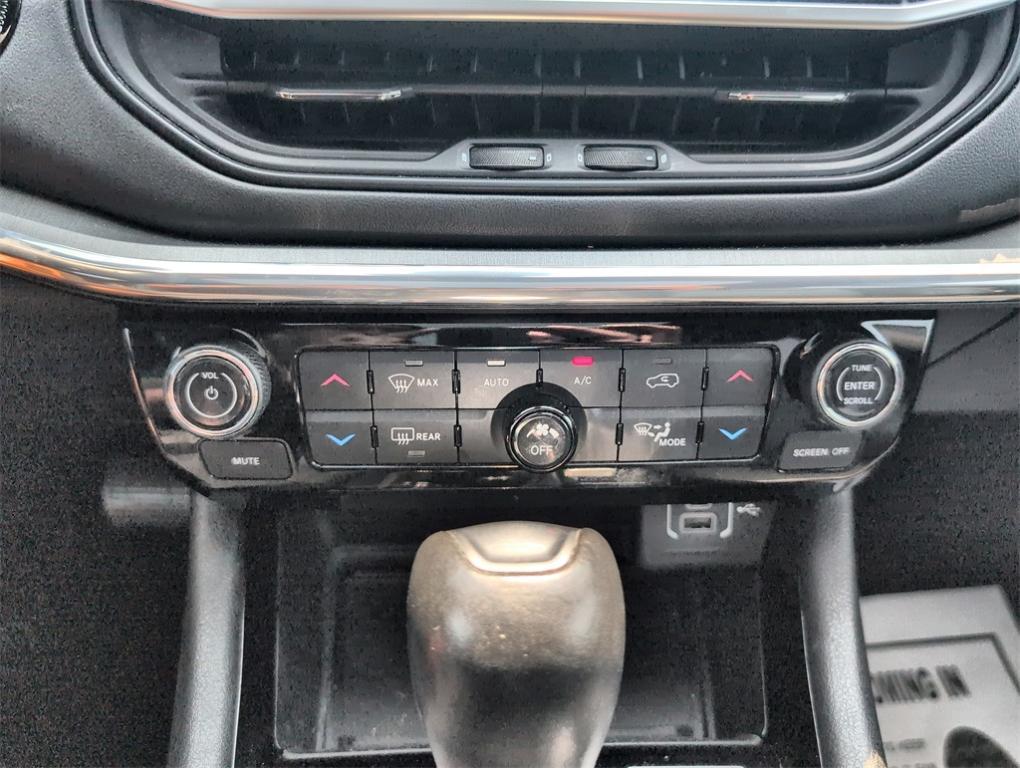 used 2022 Jeep Compass car, priced at $22,900