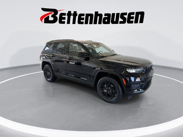 new 2025 Jeep Grand Cherokee car, priced at $39,730