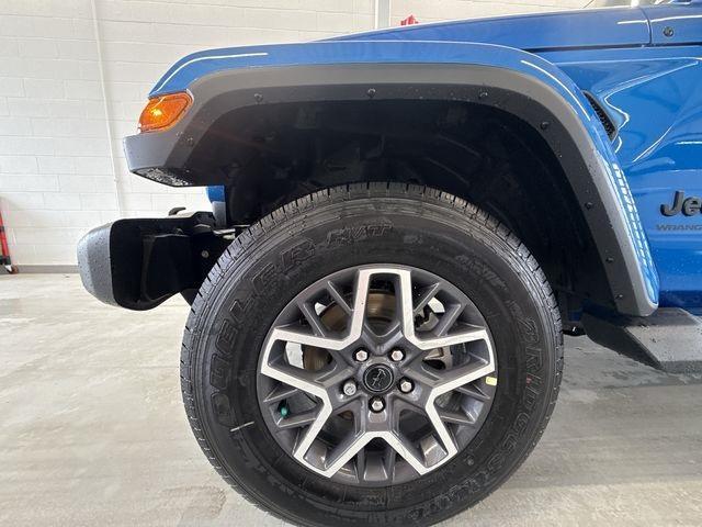new 2025 Jeep Wrangler car, priced at $57,070